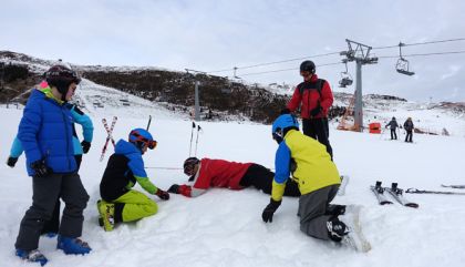 winterlifecampgal3_c_akz