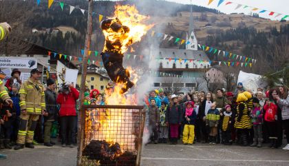 faschingsillian2016-brugal0333