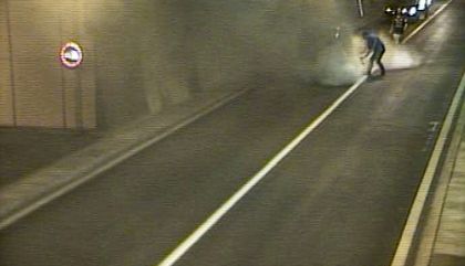 fahrzeugbrandfelbertauerntunnel-fag0