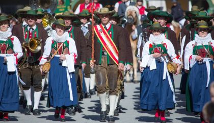 pferdeumzug2017-galerie9_-c-brunner