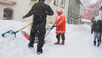 schneechaososttirol31jangal7861