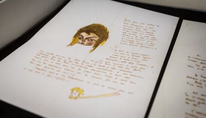Ausstellung „Die Flügel des Schriftstellers“ in Lienz