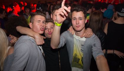 Hunderte bei East(er)rock in RGO-Arena