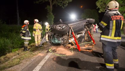 Schwerer Verkehrsunfall fordert zwei Todesopfer