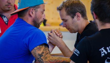 armwrestlinglienzgal-bru1