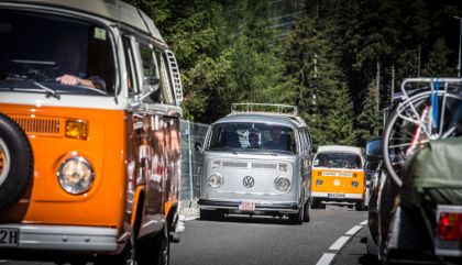Knapp 400 „Bullis“ trafen sich in Kals