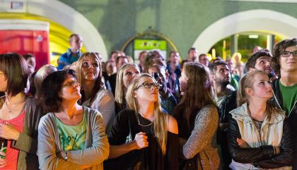 Große OLALA-Eröffnung zum 23. Straßentheater