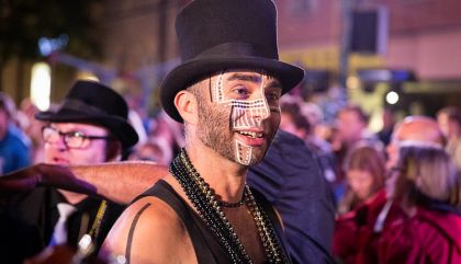 Große OLALA-Eröffnung zum 23. Straßentheater
