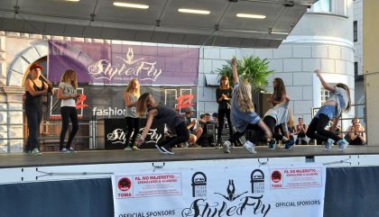Mit „Kids Acrobatic“, „Urban Dance Styles“ und einem Auftritt des Showteams verabschiedete sich der Verein am 25. Juli 2014 in die Sommerpause.