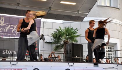 Mit „Kids Acrobatic“, „Urban Dance Styles“ und einem Auftritt des Showteams verabschiedete sich der Verein am 25. Juli 2014 in die Sommerpause.