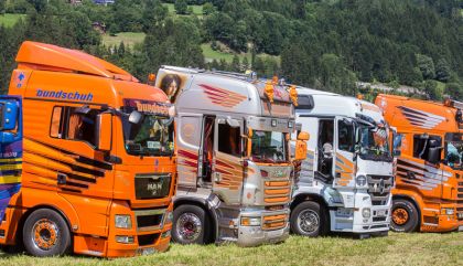 Mit einem Fußballturnier, 40 Trucks und einer „Asphaltparty“ feierten die Mitglieder des HC Truckstop am 19.7. in Dölsach das 10-jährige Vereinsbestehen.