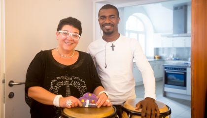 Im Flüchtlingsheim in der Angerburg feierte man am 12.9. unter dem Motto „18 Nationen – ein Zuhause” ein würdiges Jubiläumsfest aus Anlass des 10-jährigen Bestehens.