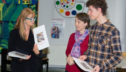 10 Gym-SchülerInnen holten sich Cambridge-Zertifikat 