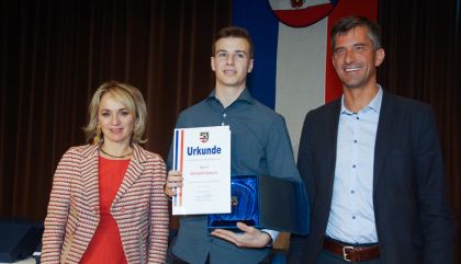 Große Ehre für Snowboarder Sigi Grabner
