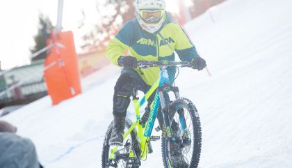 ridehardgal6_c_brunner
