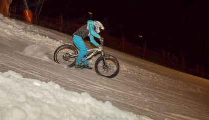 ridehardgal14_c_ohaf