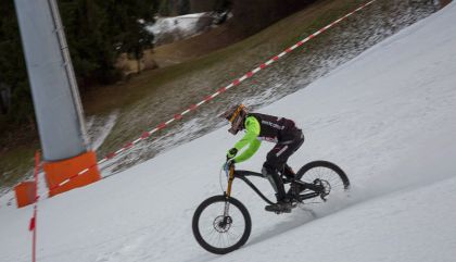 ridehardgal16_c_ohaf