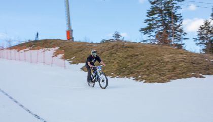 ridehardgal2_c_ohaf