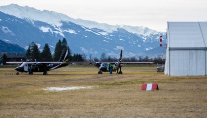 James Bond-Dreh: Norman Islander gelandet