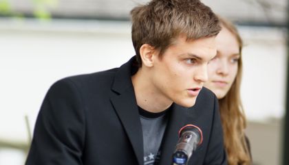 8. Mai 2015: Würdige Gedenkveranstaltung