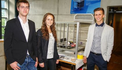 Zwei Siegerteams bei „Best Project Technik Live 2015“
