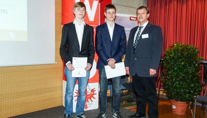 Zwei Siegerteams bei „Best Project Technik Live 2015“