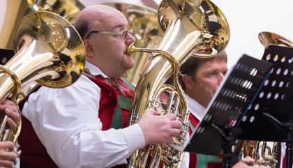 Einen außergewöhnlichen Hörgenuss bescherte die Musikkapelle Abfaltersbach am Pfingstsonntag den über 300 Besuchern des Jubiläumskonzertes im Gemeindezentrum.
