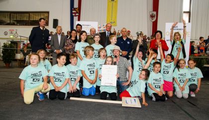 In der Dolomitenhalle wurde heute gemeinsam gekämpft, gerätselt und gelacht: Mit viel Action und Spaß ging das Tiroler Landesfinale der Kindersicherheitsolympiade über die Bühne.
