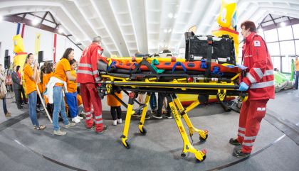 In der Dolomitenhalle wurde heute gemeinsam gekämpft, gerätselt und gelacht: Mit viel Action und Spaß ging das Tiroler Landesfinale der Kindersicherheitsolympiade über die Bühne.