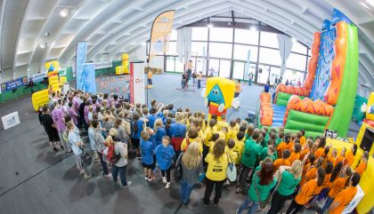 In der Dolomitenhalle wurde heute gemeinsam gekämpft, gerätselt und gelacht: Mit viel Action und Spaß ging das Tiroler Landesfinale der Kindersicherheitsolympiade über die Bühne.