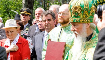 Hunderte, darunter viele Kosaken aus aller Welt, nahmen heute, 1. Juni 2015, in Lienz an der offiziellen Einweihung der Kosakenkapelle in der Peggetz teil.