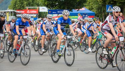 Nach wechselnden Witterungsbedingungen erreichte heute Bernhard Kohl nach 232 km mit über 13 Min. Vorsprung vor Daniel Rubisoier und Stefan Kirchmair als erster das Ziel.