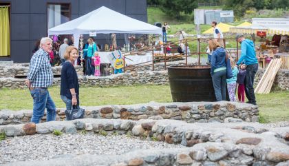 Buntes Treiben wie vor 2000 Jahren herrschte am 15. und 16. August in der Römerstadt Aguntum – die Kulturinitiative Dölsach lud zum Römerfest „Panem et circenses“.