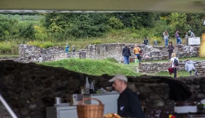 Buntes Treiben wie vor 2000 Jahren herrschte am 15. und 16. August in der Römerstadt Aguntum – die Kulturinitiative Dölsach lud zum Römerfest „Panem et circenses“.