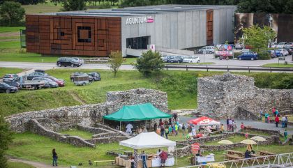 Buntes Treiben wie vor 2000 Jahren herrschte am 15. und 16. August in der Römerstadt Aguntum – die Kulturinitiative Dölsach lud zum Römerfest „Panem et circenses“.