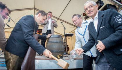almrosenfest2015-brugal798