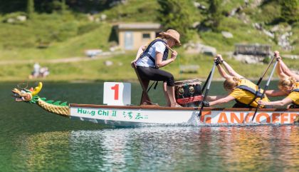 Am Obersee paddelten 13 Teams um die Wette
