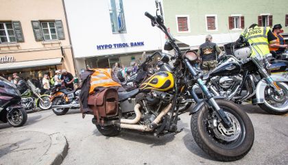 Harleys machten für den guten Zweck in Lienz Halt