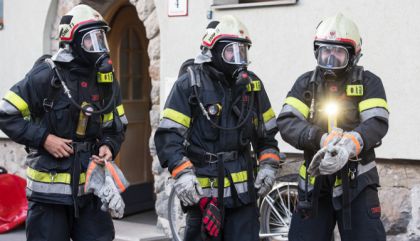 wohnbrandlienz26sept-bru2