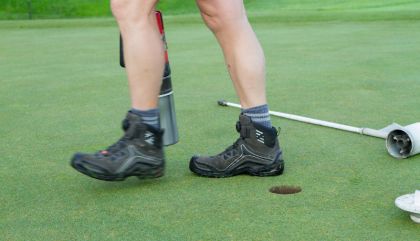 Was ist ein Greenkeeper werden sich wohl viele fragen. Auch wir wussten nur wenig darüber, und besuchten deshalb Daniel Mentil und sein Team am Golfplatz in Lavant.