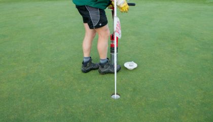 Was ist ein Greenkeeper werden sich wohl viele fragen. Auch wir wussten nur wenig darüber, und besuchten deshalb Daniel Mentil und sein Team am Golfplatz in Lavant.