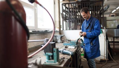 Das Trinkwasser aus der Leitung kommt uns bei der derzeitigen Hitze besonders wertvoll vor – die Mitarbeiter des Wasserwerkes Lienz sorgen dafür, dass es immer sprudelt. 
