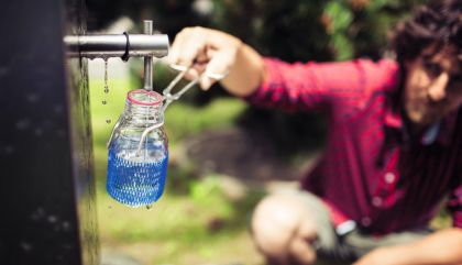 Das Trinkwasser aus der Leitung kommt uns bei der derzeitigen Hitze besonders wertvoll vor – die Mitarbeiter des Wasserwerkes Lienz sorgen dafür, dass es immer sprudelt. 