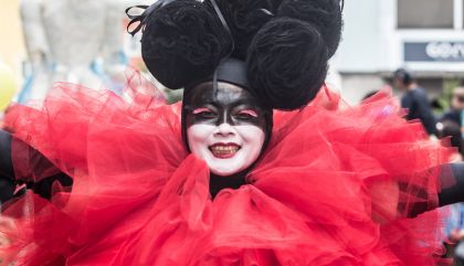 OLALA-Parade lockte Massen in die Innenstadt