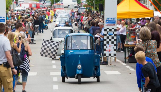 oldtimerrallyedoelsach2017-galerie1061-bru.jpg oldtimerrallyedoelsach2017-galerie1061-bru.jpg