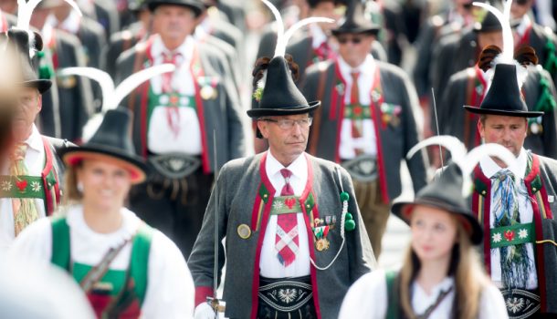 bataillonsschuetzenfestanras2017-g26-bru.jpg bataillonsschuetzenfestanras2017-g26-bru.jpg