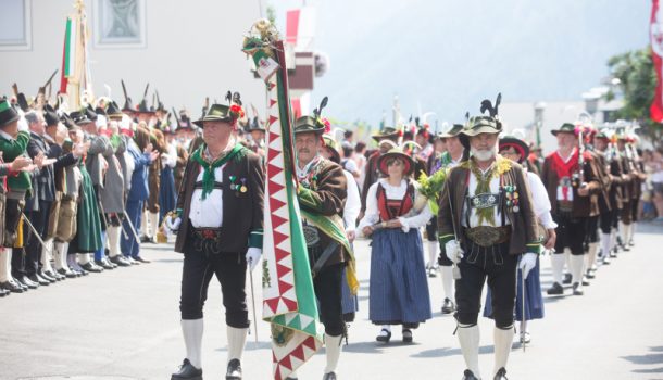 bataillonsschuetzenfestanras2017-g29-bru.jpg bataillonsschuetzenfestanras2017-g29-bru.jpg