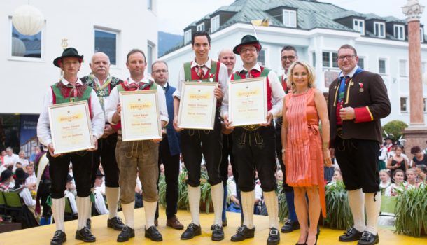 bezirksfestlienzertalbodenjohannesplatz-g24-bru bezirksfestlienzertalbodenjohannesplatz-g24-bru