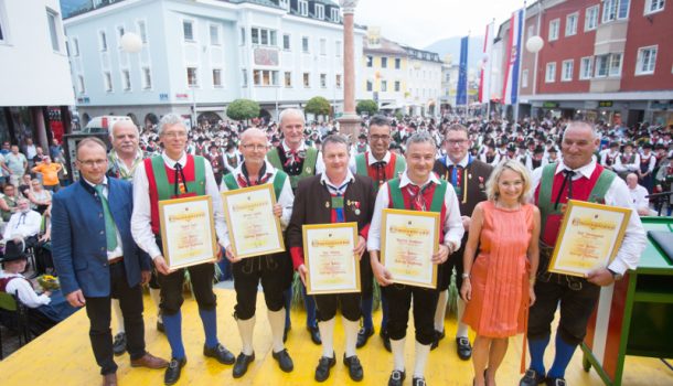 bezirksfestlienzertalbodenjohannesplatz-g26-bru bezirksfestlienzertalbodenjohannesplatz-g26-bru