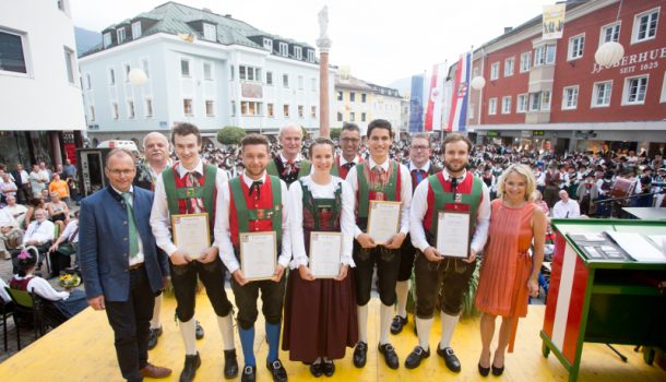 bezirksfestlienzertalbodenjohannesplatz-g29-bru bezirksfestlienzertalbodenjohannesplatz-g29-bru